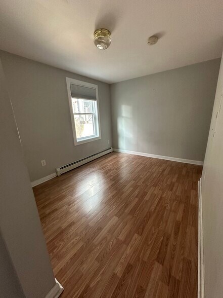 More Photos Of 69 Newbury St, Portland Storefront Retail Residential For Sale