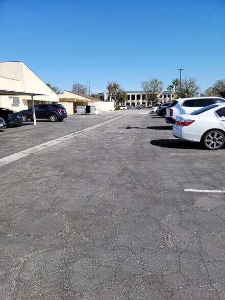 More Photos Of , Bakersfield Office For Sale