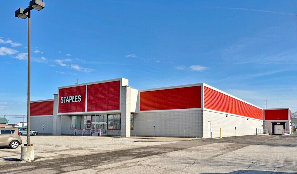 More Photos Of 9374 State Route 14, Streetsboro Storefront Retail Office For Lease