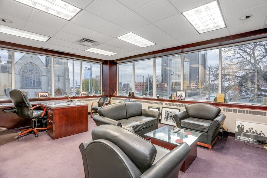 More Photos Of 965 E Jefferson Ave, Detroit Office For Sale