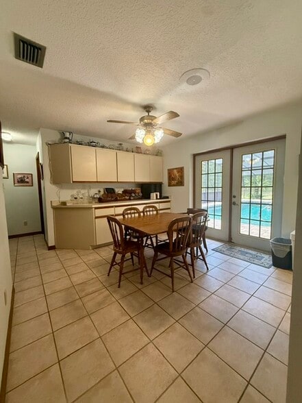 More Photos Of 33322 County Road 437, Sorrento Specialty For Sale