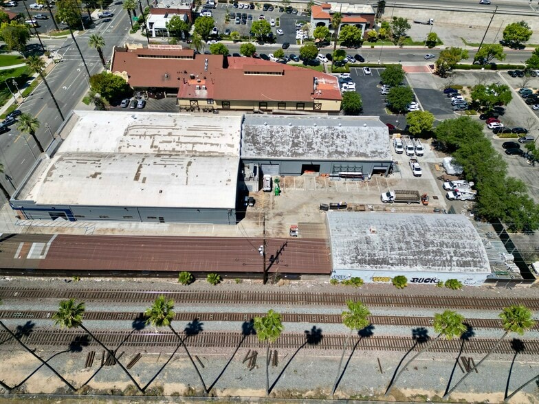 More Photos Of 3133 Mission Inn Ave, Riverside Warehouse For Sale