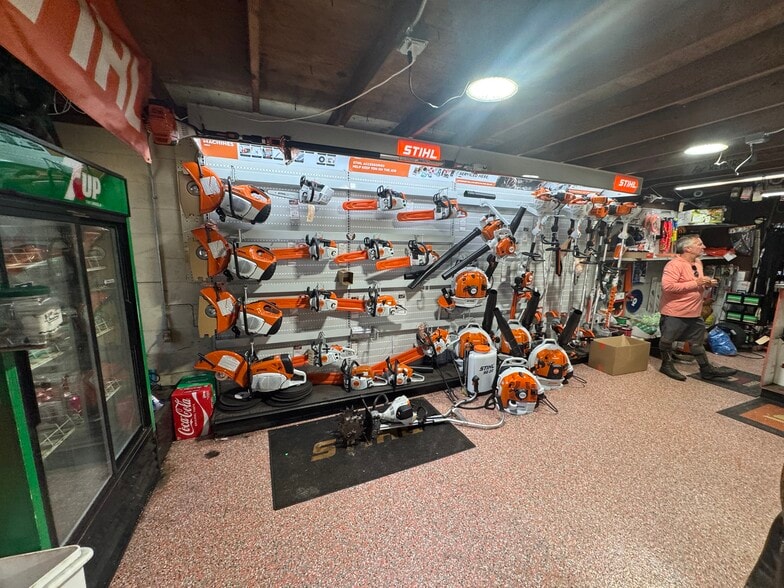 More Photos Of 1051 Herbert St, Port Orange Freestanding For Sale