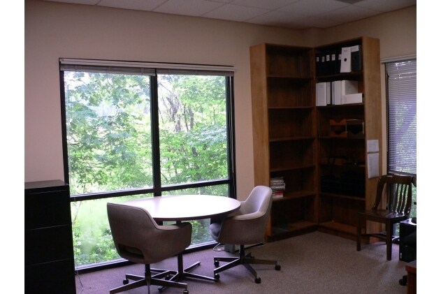 More Photos Of 320 Research Dr, Athens Loft Creative Space For Lease