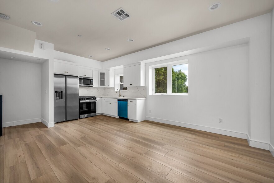 More Photos Of 4701 Saturn St, Los Angeles Multifamily For Sale