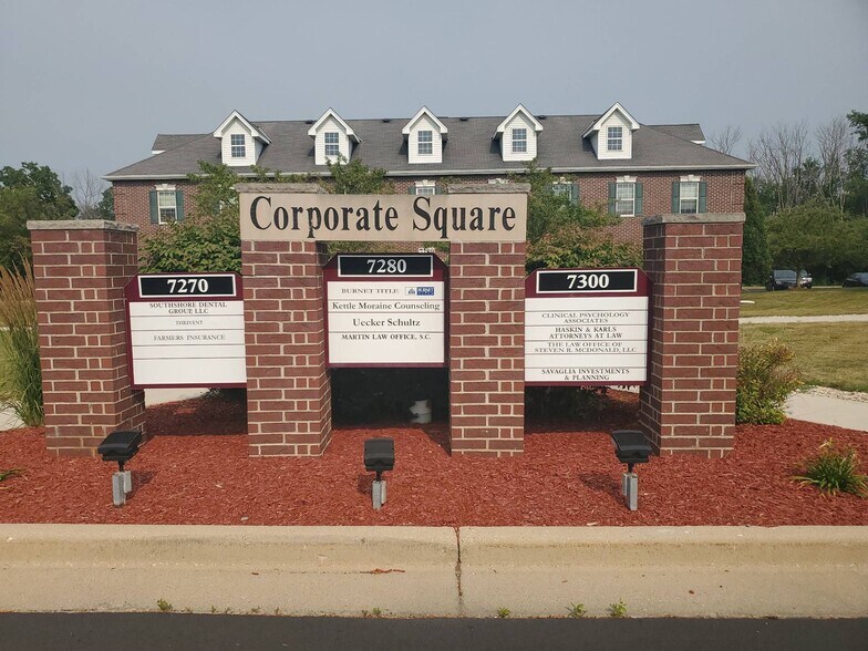 More Photos Of 7280 S 13th St, Oak Creek Office For Lease