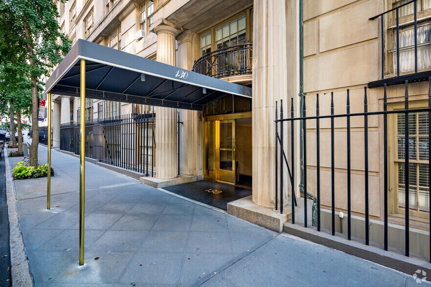 More Photos Of 130 E 67th St, New York Apartments For Sale