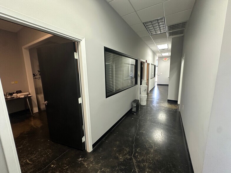 More Photos Of 1403 Highway 6, Sugar Land Medical For Lease