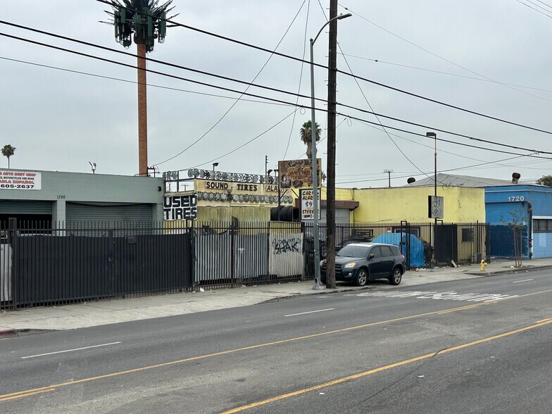 More Photos Of 1700 W Slauson Ave, Los Angeles Industrial For Sale