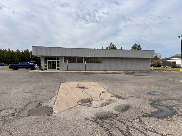 Primary Photo Of 425 N 5th St, Roscommon Freestanding For Lease