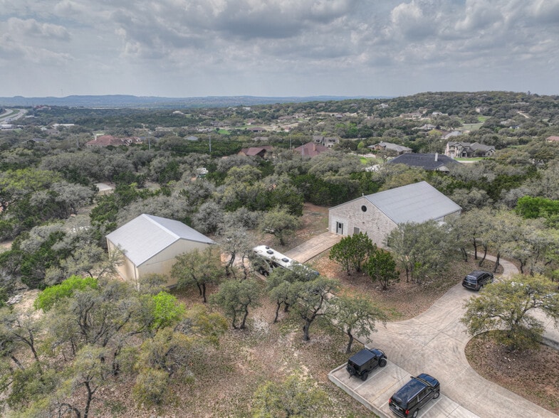 More Photos Of 30665 N Us Hwy 281, Bulverde Office For Sale