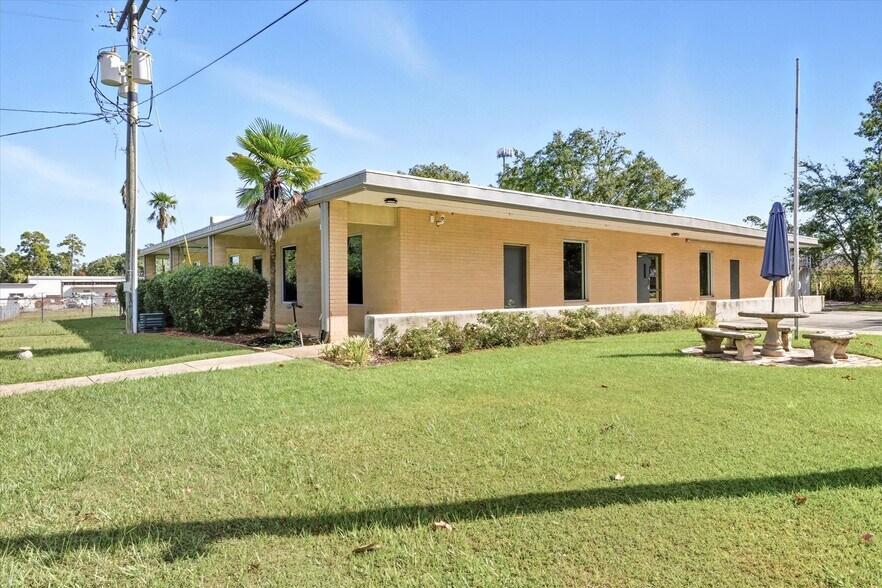 More Photos Of 1816 Old St Augustine Rd, Tallahassee Office For Sale