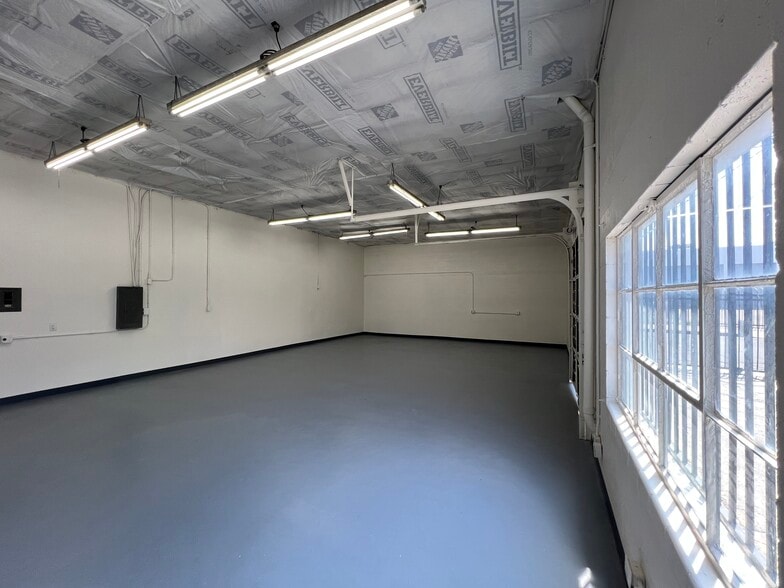 More Photos Of 7361 Ethel Ave, North Hollywood Service For Lease