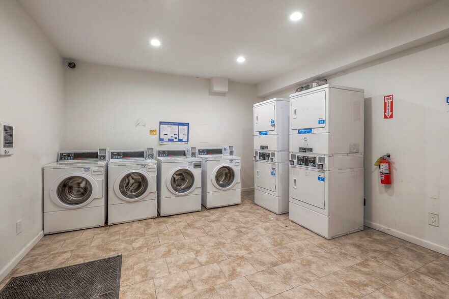 More Photos Of 3035 Harrison St, Kansas City Apartments For Sale