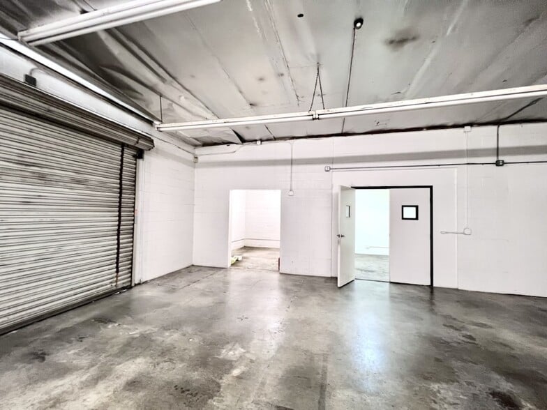 More Photos Of 144 E Santa Clara St, Arcadia Warehouse For Lease