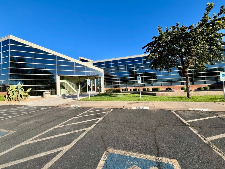 Primary Photo Of 7320 E Butherus Dr, Scottsdale Office For Lease