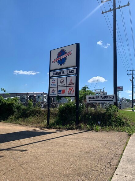 More Photos Of 4935 Whitehurst Dr, Longview Industrial For Sale