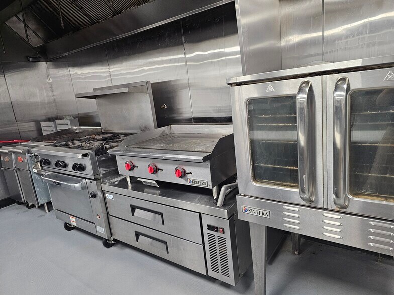 More Photos Of 9-11 W Main St, Troy Specialty For Sale