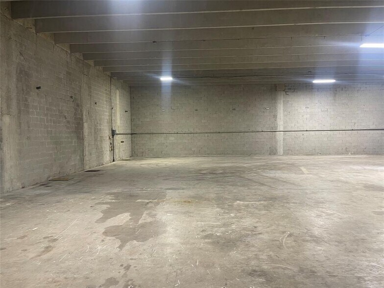 More Photos Of 5220 NW 72nd Ave, Miami Warehouse For Lease