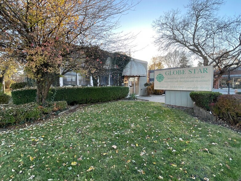 More Photos Of 621 Broadway, Chesterton Medical For Sale