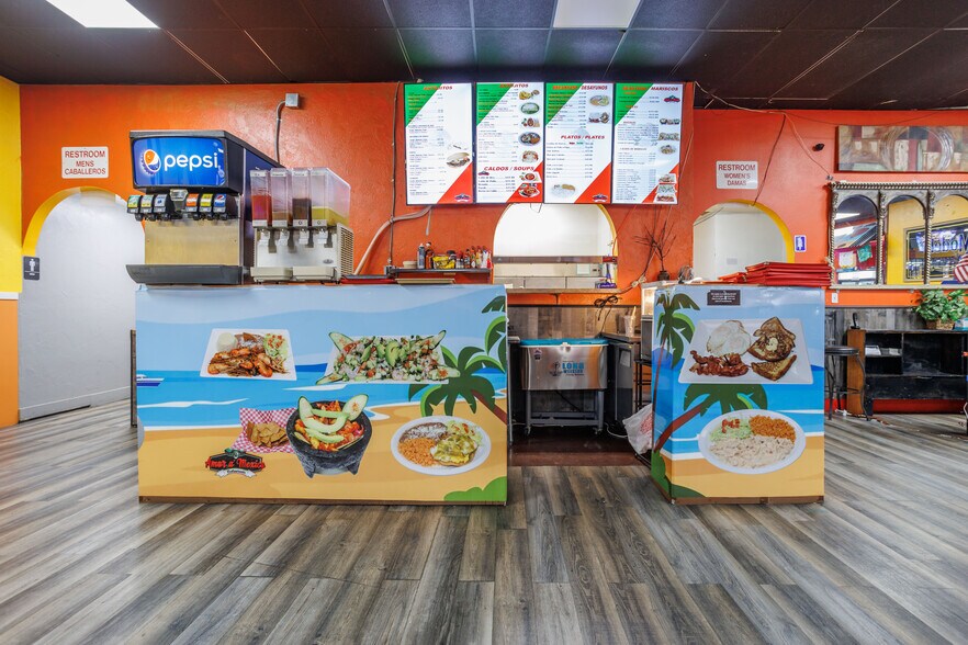 More Photos Of 528 W Clark St, Pasco Restaurant For Sale