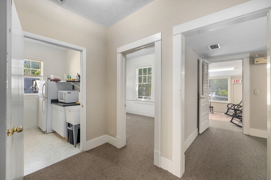 More Photos Of 77 Saragossa St, Saint Augustine Office For Sale