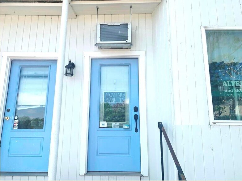 More Photos Of 115 Main St, Winterport Apartments For Lease