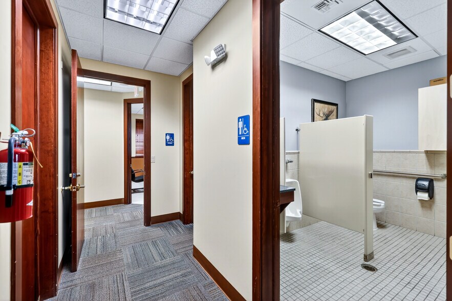 More Photos Of 200 N Argonne Rd, Spokane Office For Lease