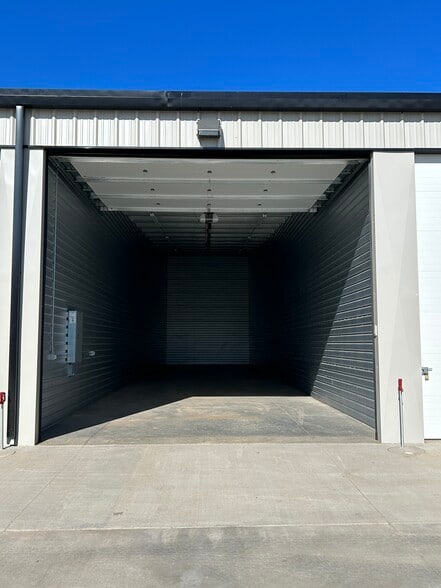 More Photos Of 5590 Dark Sky, Flagstaff Self Storage For Sale