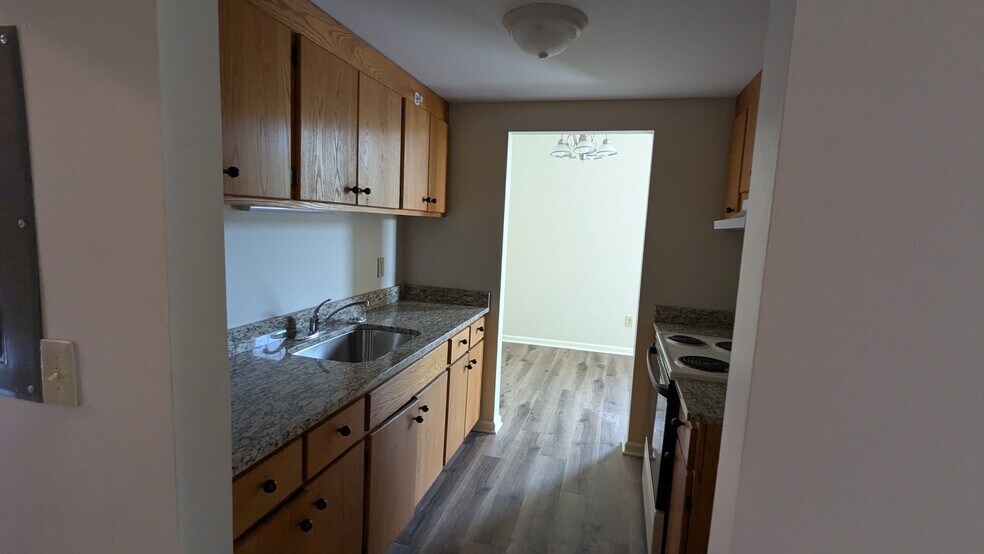 More Photos Of 47, 53-55 Congress Street, Troy General Retail For Sale