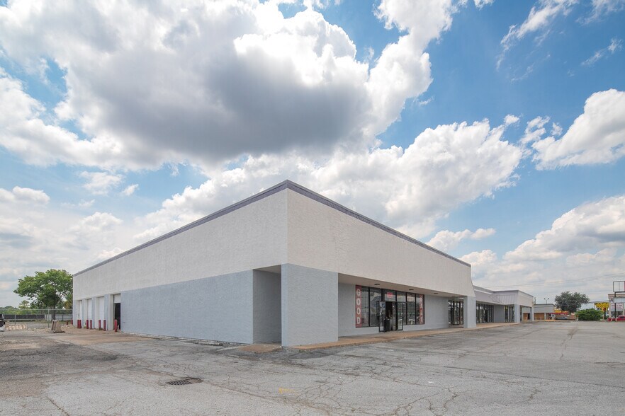 Primary Photo Of 10200 Almeda Genoa Rd, Houston Unknown For Lease