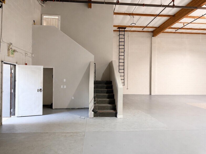 More Photos Of 2318 Edwards Ave, South El Monte Warehouse For Sale