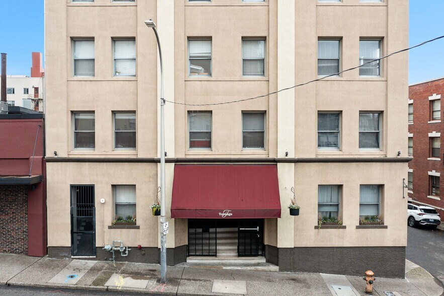 More Photos Of 2157 W Burnside St, Portland Apartments For Sale