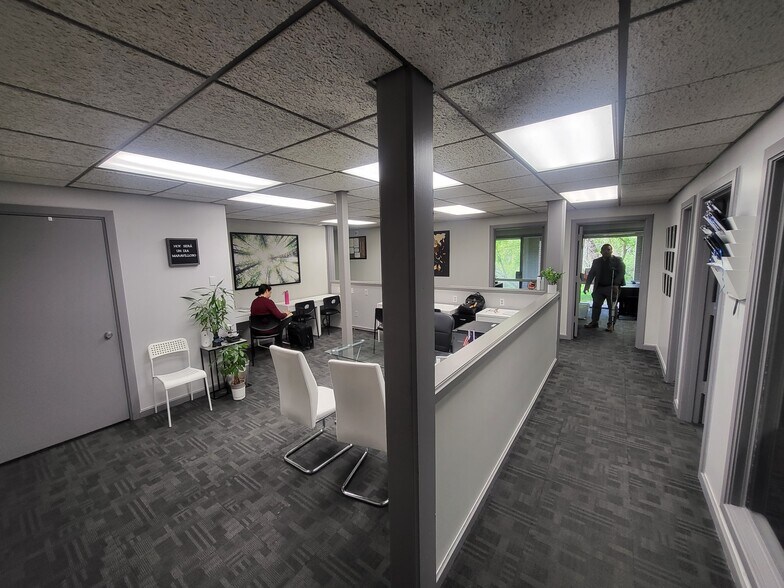 More Photos Of 4885 S 900 E, Salt Lake City Office For Sale