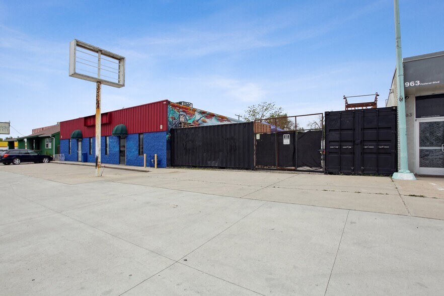 More Photos Of 947 Federal Blvd, Denver Warehouse For Sale