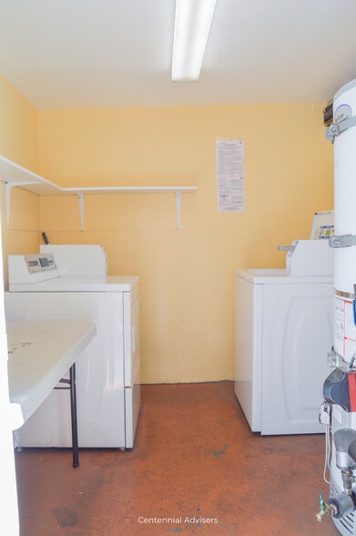 More Photos Of 13548 Burbank Blvd, Van Nuys Apartments For Sale