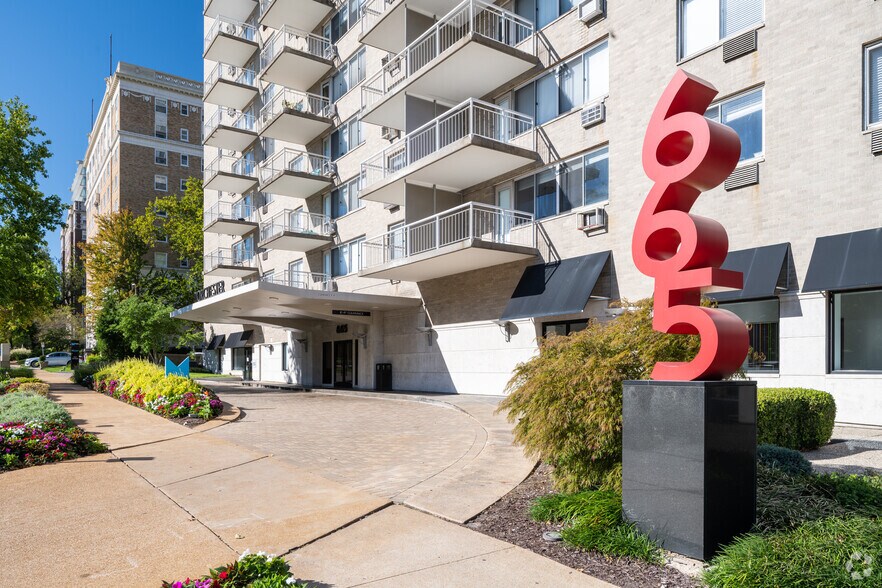 More Photos Of 665 S Skinker Blvd, Saint Louis Apartments For Lease
