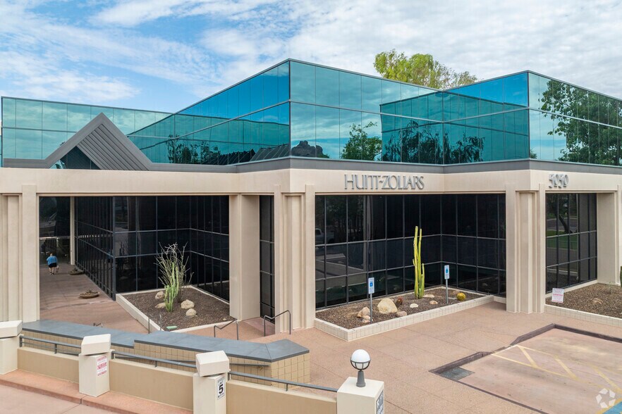 Primary Photo Of 5050 N 40th St, Phoenix Office For Lease