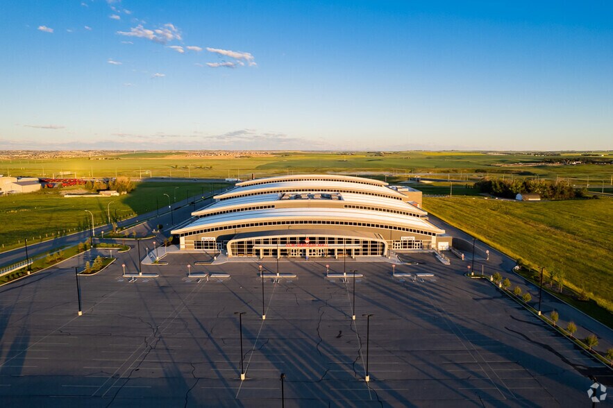 More Photos Of 260130 Writing Creek Cres, Calgary General Retail For Sale