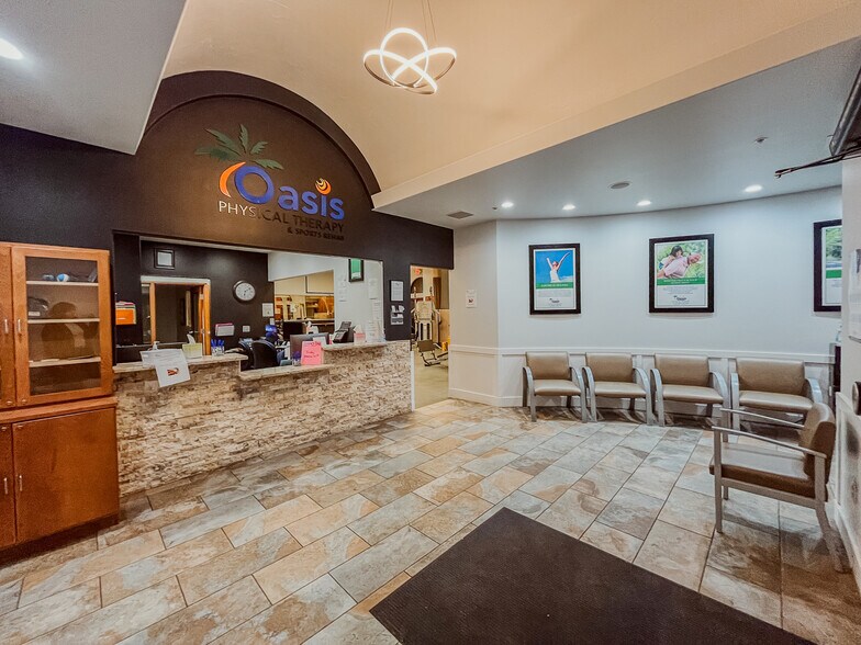 More Photos Of 6825 Burden Blvd, Pasco Medical For Sale