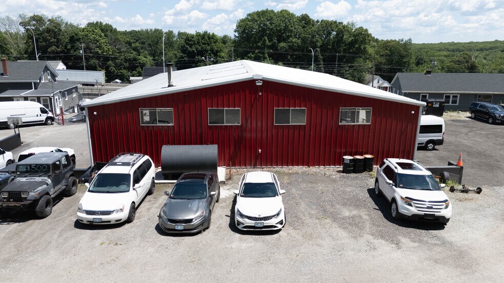 More Photos Of 1097 Eddie Dowling Hwy, North Smithfield Service Station For Sale