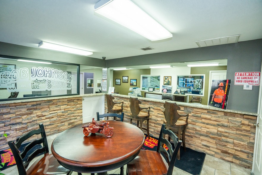 More Photos Of 6342 Harwick Dr, Corpus Christi Service For Lease