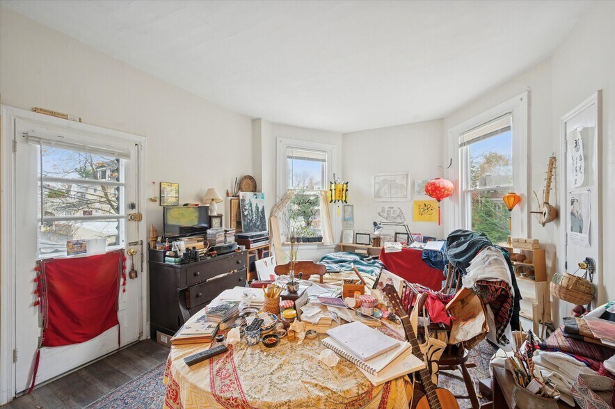 More Photos Of 107 Walnut Ave, Ardmore Apartments For Sale