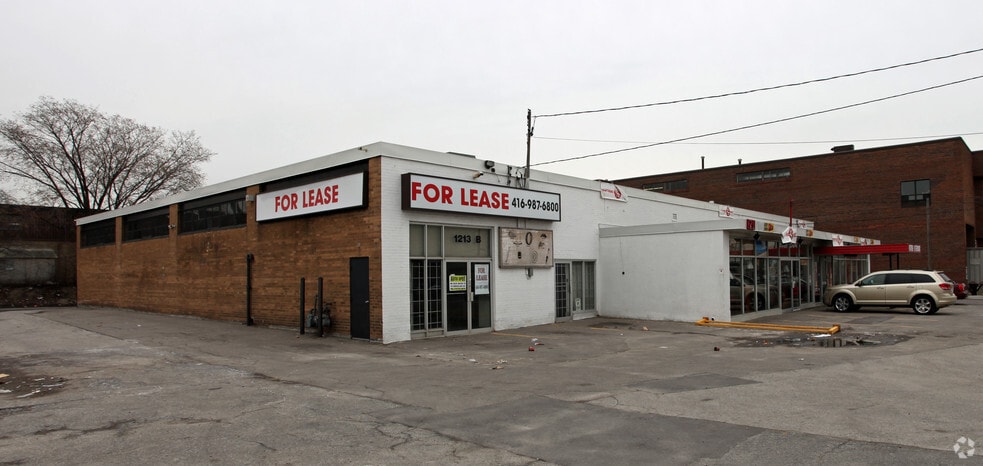 More Photos Of 1211-1213 Caledonia Rd, Toronto Freestanding For Lease