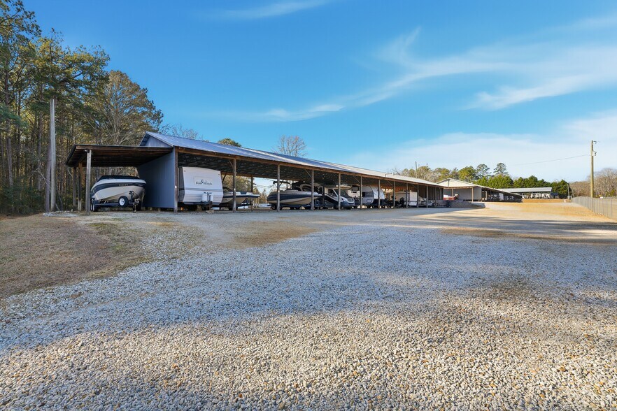 More Photos Of 2540 Silver Shoals rd, Toccoa Flex For Sale