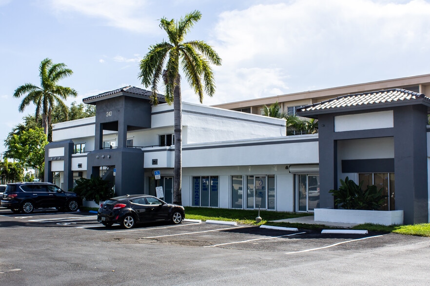 More Photos Of 240 Old Federal Hwy, Hallandale Beach Office For Lease