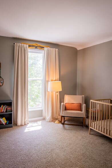 More Photos Of 324 W North St, Lebanon Specialty For Sale