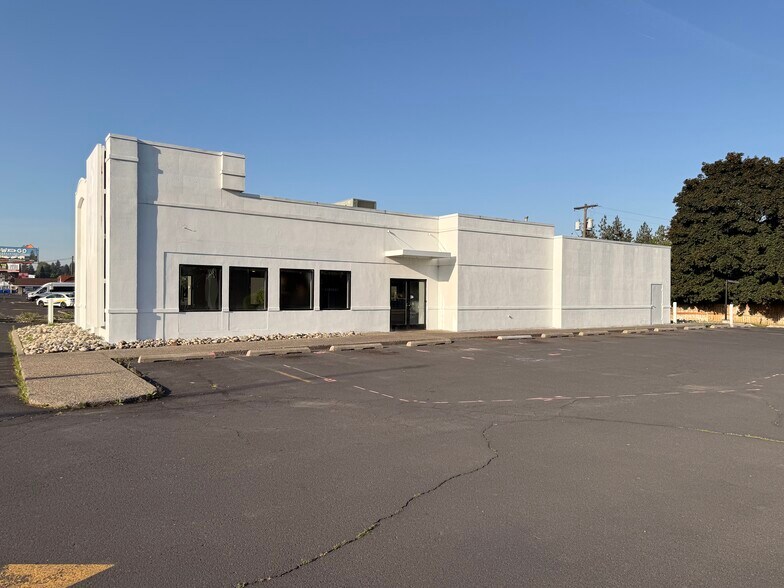 More Photos Of 9229 N Division St, Spokane Fast Food For Lease