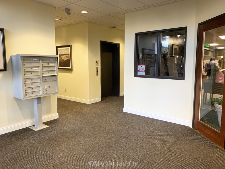 More Photos Of 776 E Green St, Pasadena Office For Lease