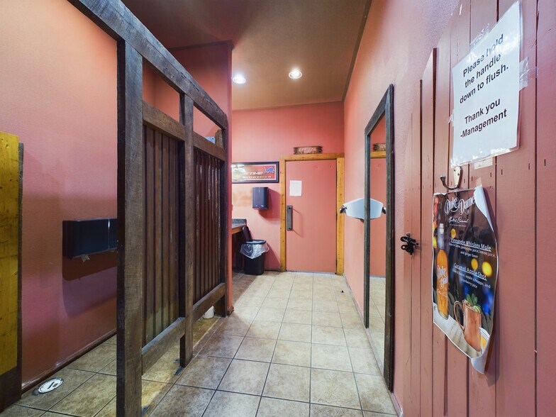 More Photos Of 4512 E M-21, Corunna Restaurant For Sale